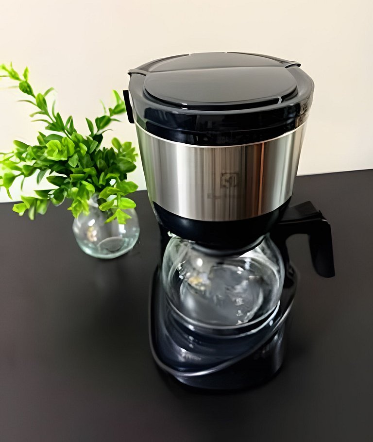 Studio 1- Novo, Moderno, perto do Shopping Estação