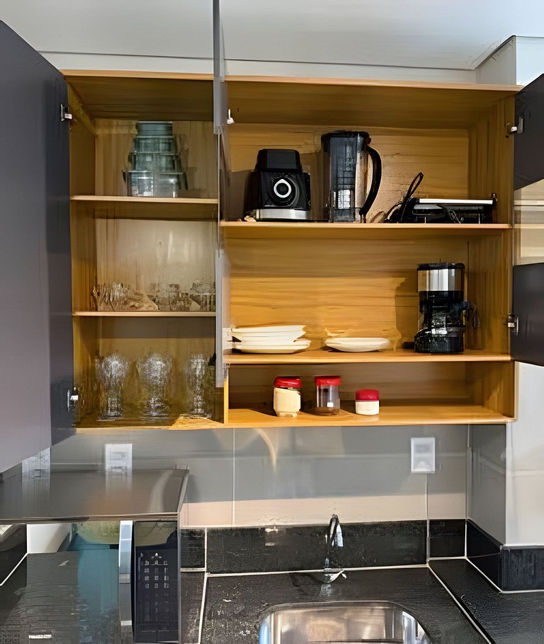 Studio 1- Novo, Moderno, perto do Shopping Estação