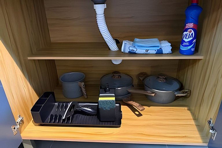 Studio 1- Novo, Moderno, perto do Shopping Estação