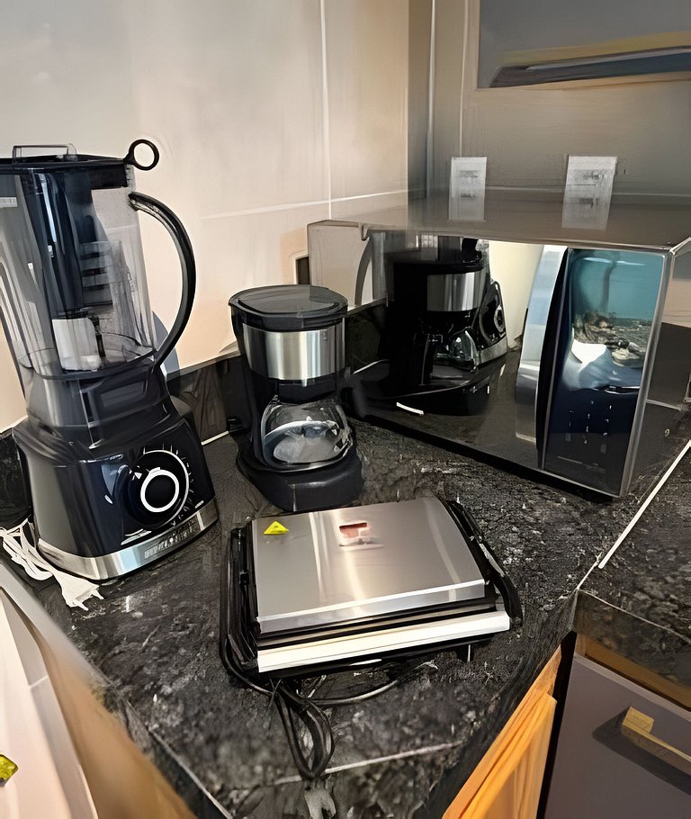 Studio 1- Novo, Moderno, perto do Shopping Estação