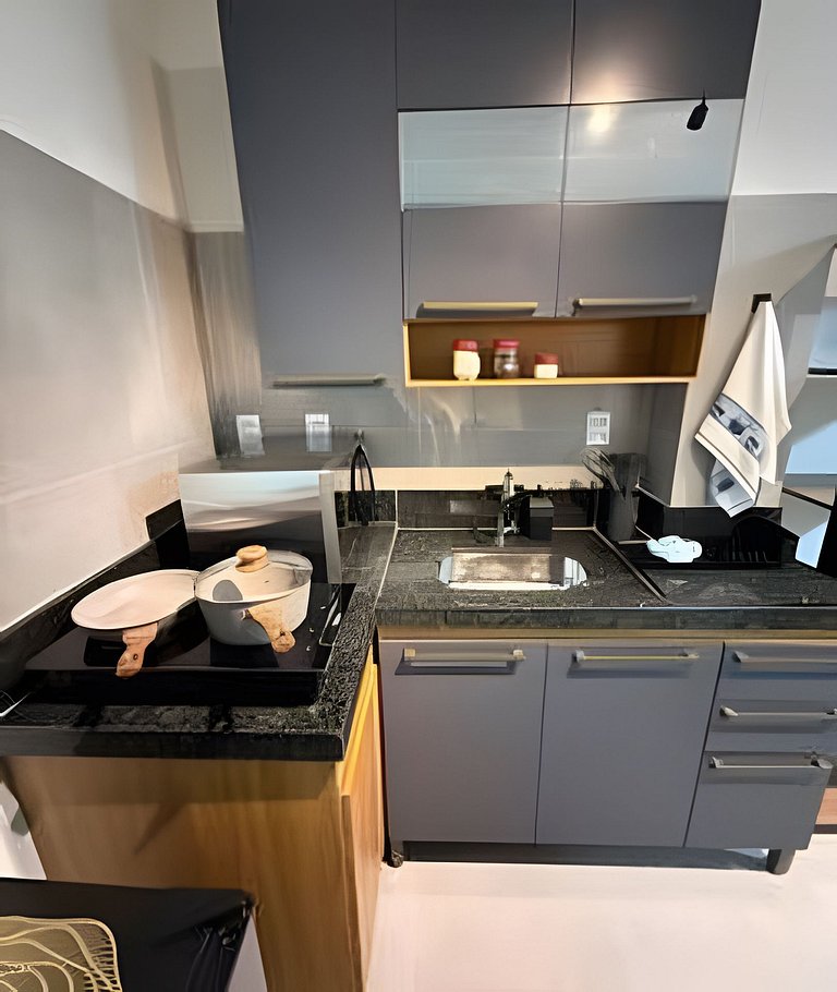 Studio 1- Novo, Moderno, perto do Shopping Estação