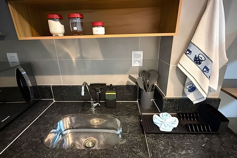 Studio 1- Novo, Moderno, perto do Shopping Estação