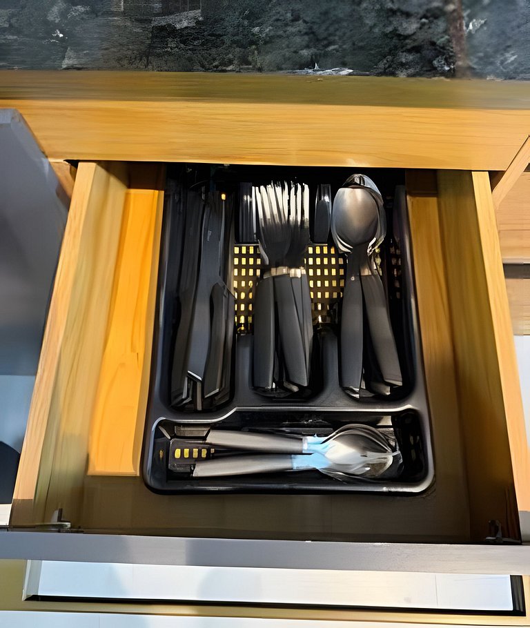 Studio 1- Novo, Moderno, perto do Shopping Estação