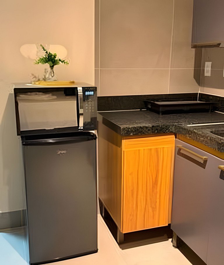 Studio 1- Novo, Moderno, perto do Shopping Estação