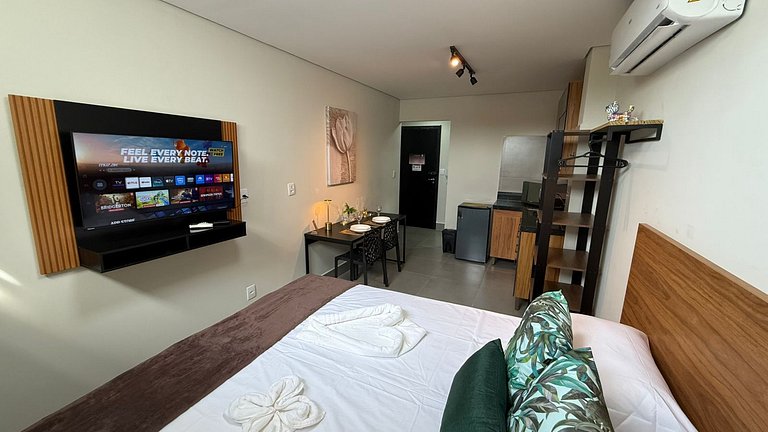 Studio 1- Novo, Moderno, perto do Shopping Estação