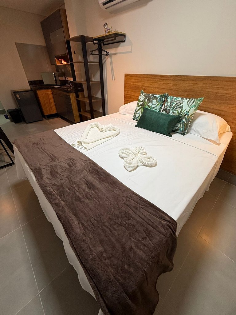 Studio 1- Novo, Moderno, perto do Shopping Estação