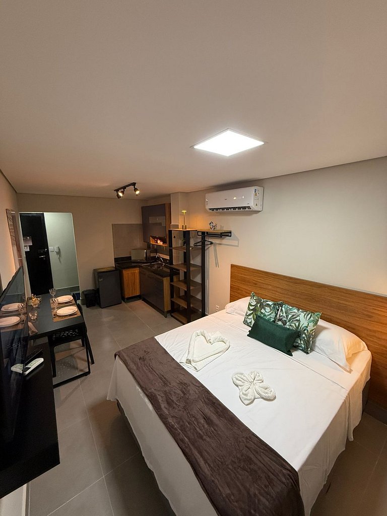 Studio 1- Novo, Moderno, perto do Shopping Estação