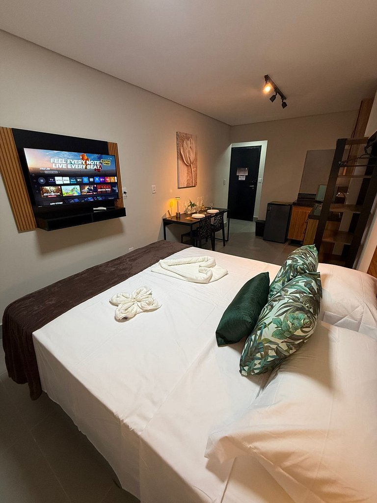 Studio 1- Novo, Moderno, perto do Shopping Estação