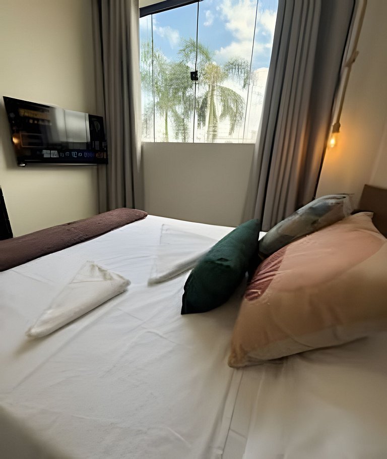 Studio 6 - Novo, Funcional e perto do shopping