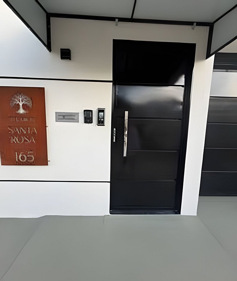 Studio 6 - Novo, Funcional e perto do shopping