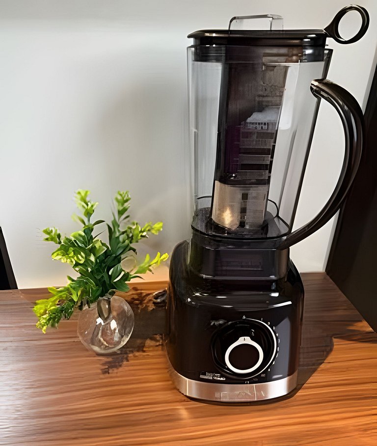 Studio 5 - Novo, Aconchegante e perto do Shopping