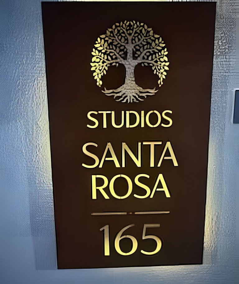 Studio 5 - Novo, Aconchegante e perto do Shopping