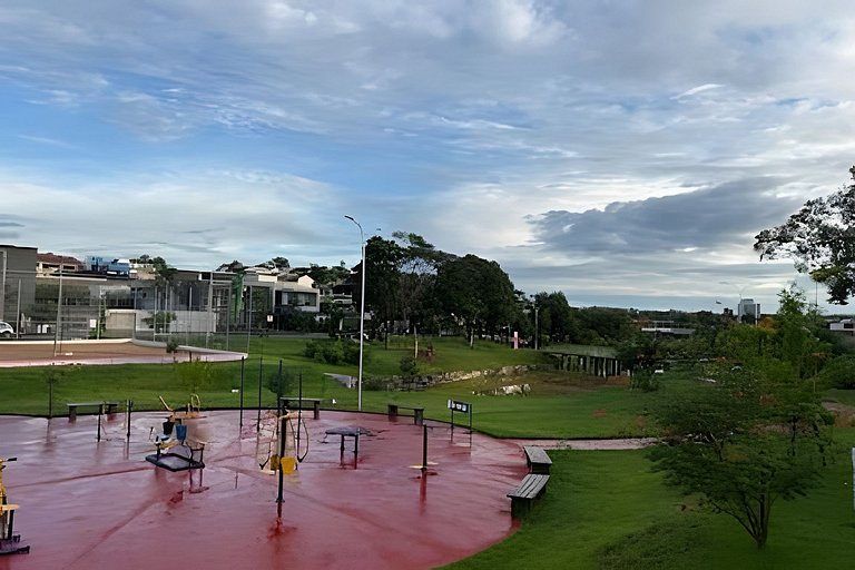 Studio 4 - Novo, Prático perto do Shopping Estação