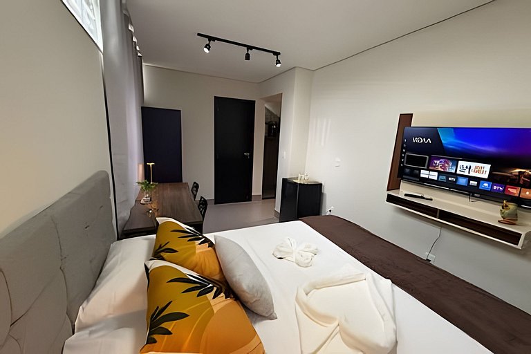 Studio 4 - Novo, Prático perto do Shopping Estação