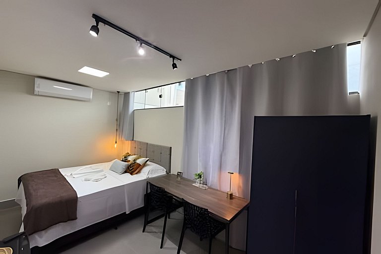 Studio 4 - Novo, Prático perto do Shopping Estação