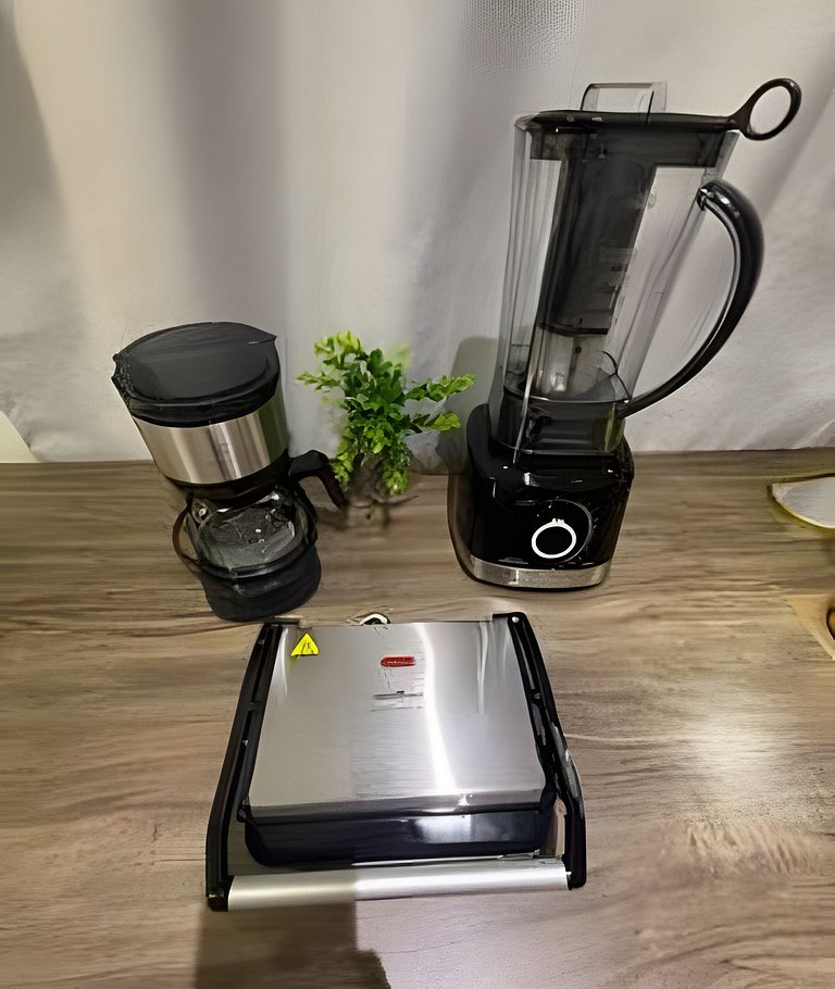 Studio 4 - Novo, Prático perto do Shopping Estação