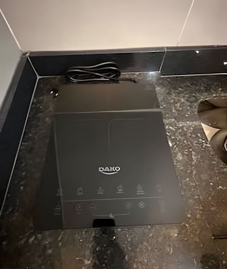 Studio 4 - Novo, Prático perto do Shopping Estação