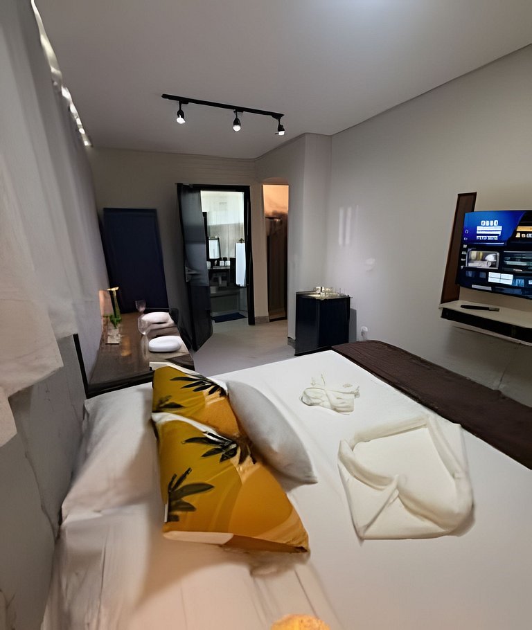 Studio 4 - Novo, Prático perto do Shopping Estação