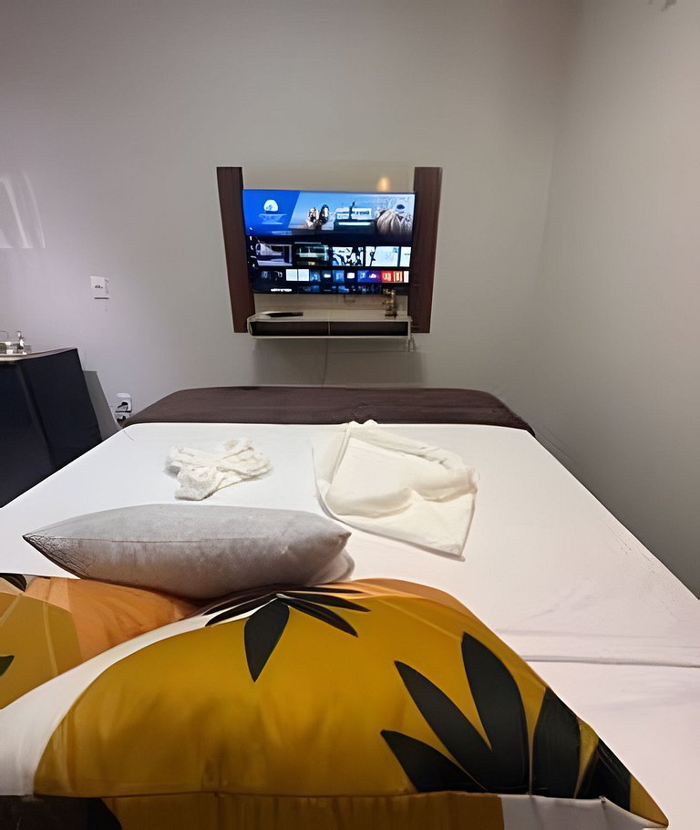 Studio 4 - Novo, Prático perto do Shopping Estação