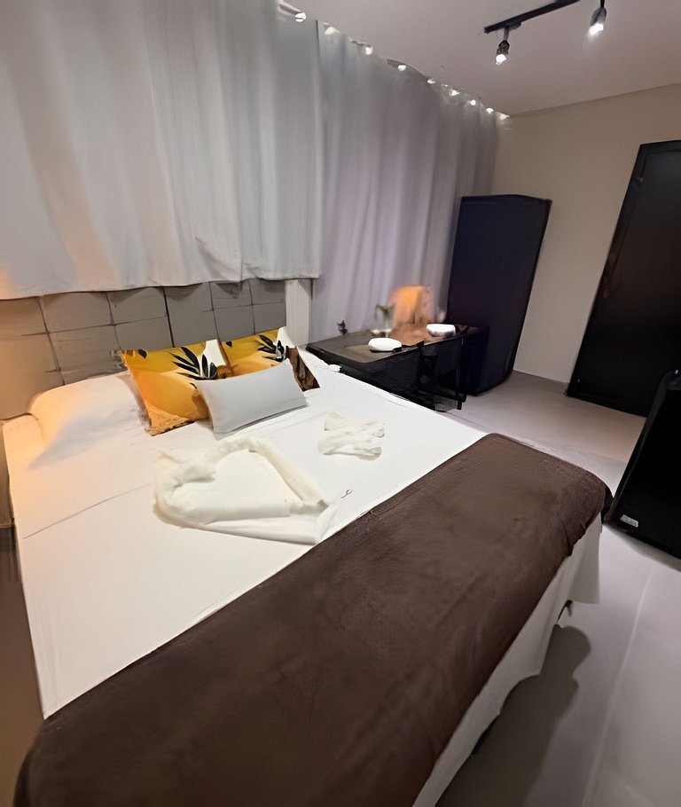 Studio 4 - Novo, Prático perto do Shopping Estação