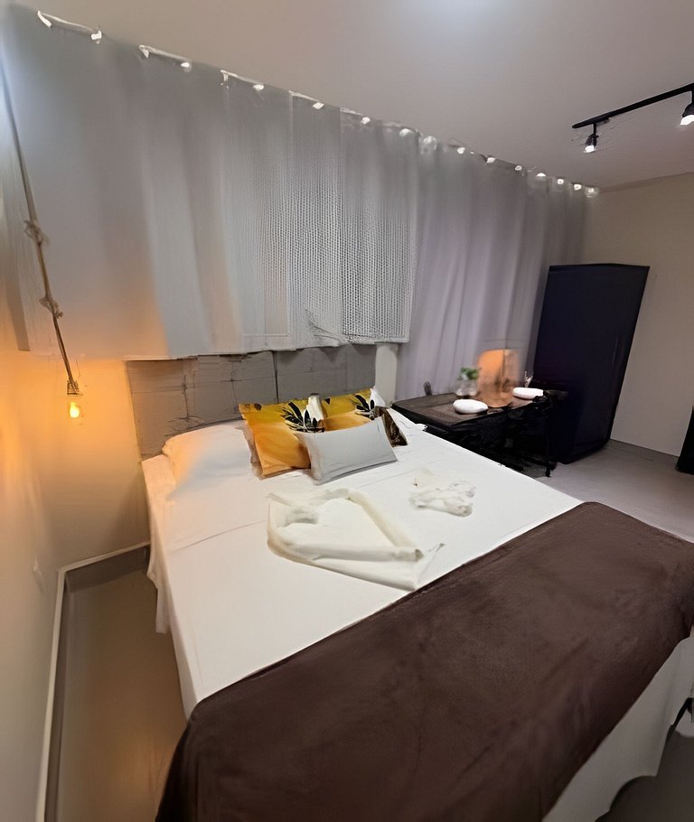 Studio 4 - Novo, Prático perto do Shopping Estação