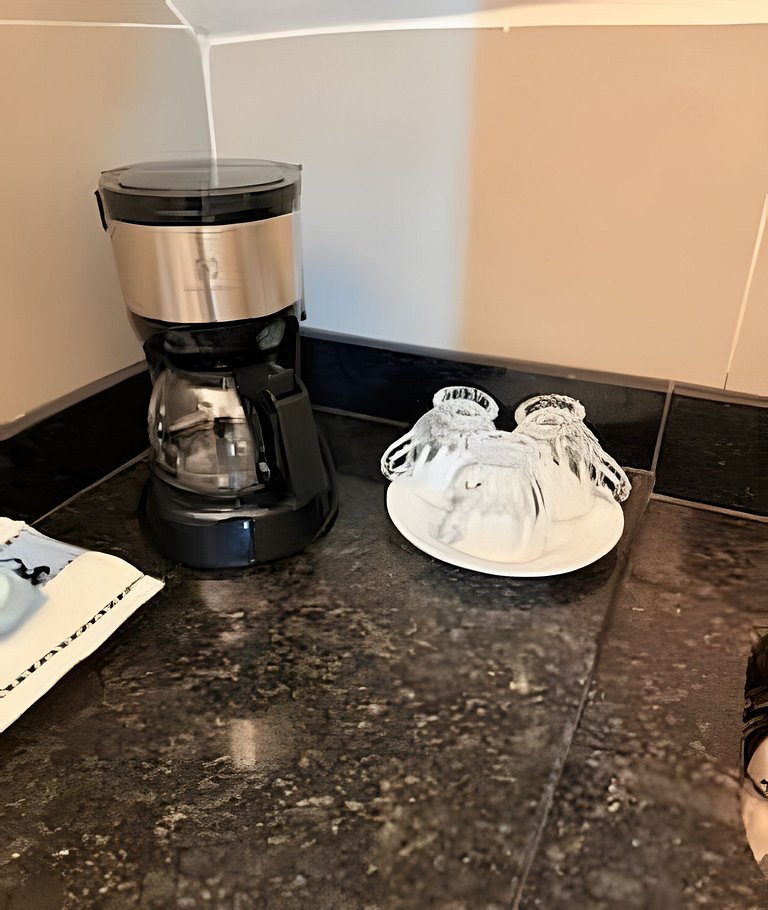 Studio 4 - Novo, Prático perto do Shopping Estação