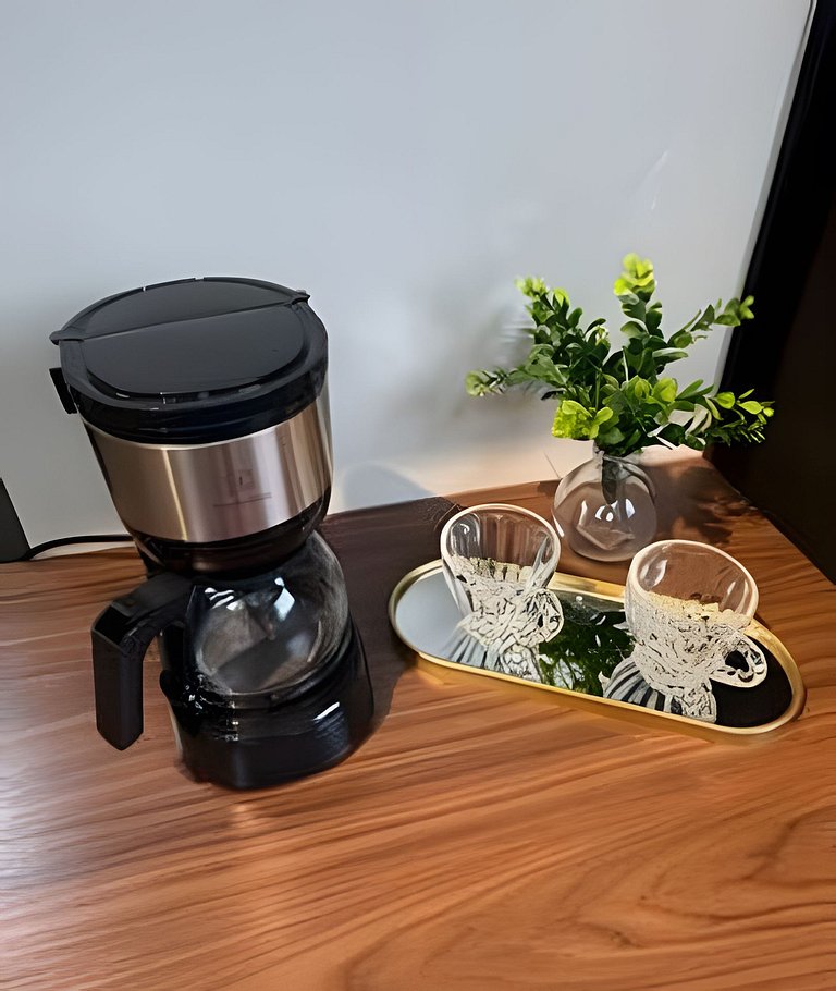 Studio 4 - Novo, Prático perto do Shopping Estação